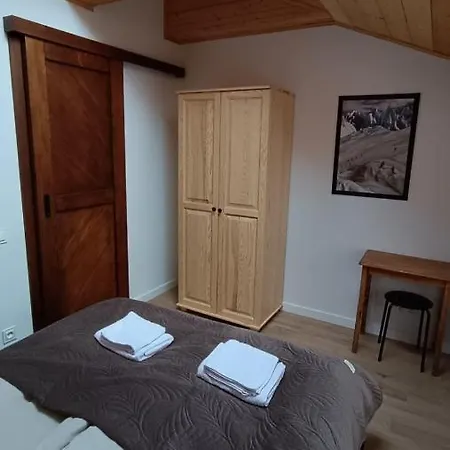 Woodstone Apartament