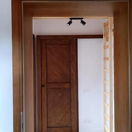 Woodstone Apartman *