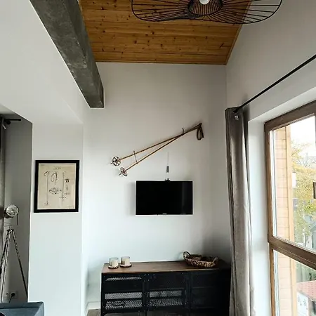 Apartament Woodstone