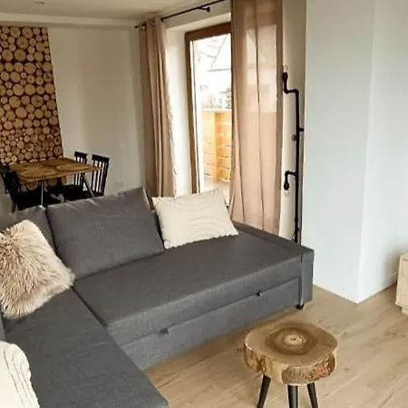 Woodstone Apartman *